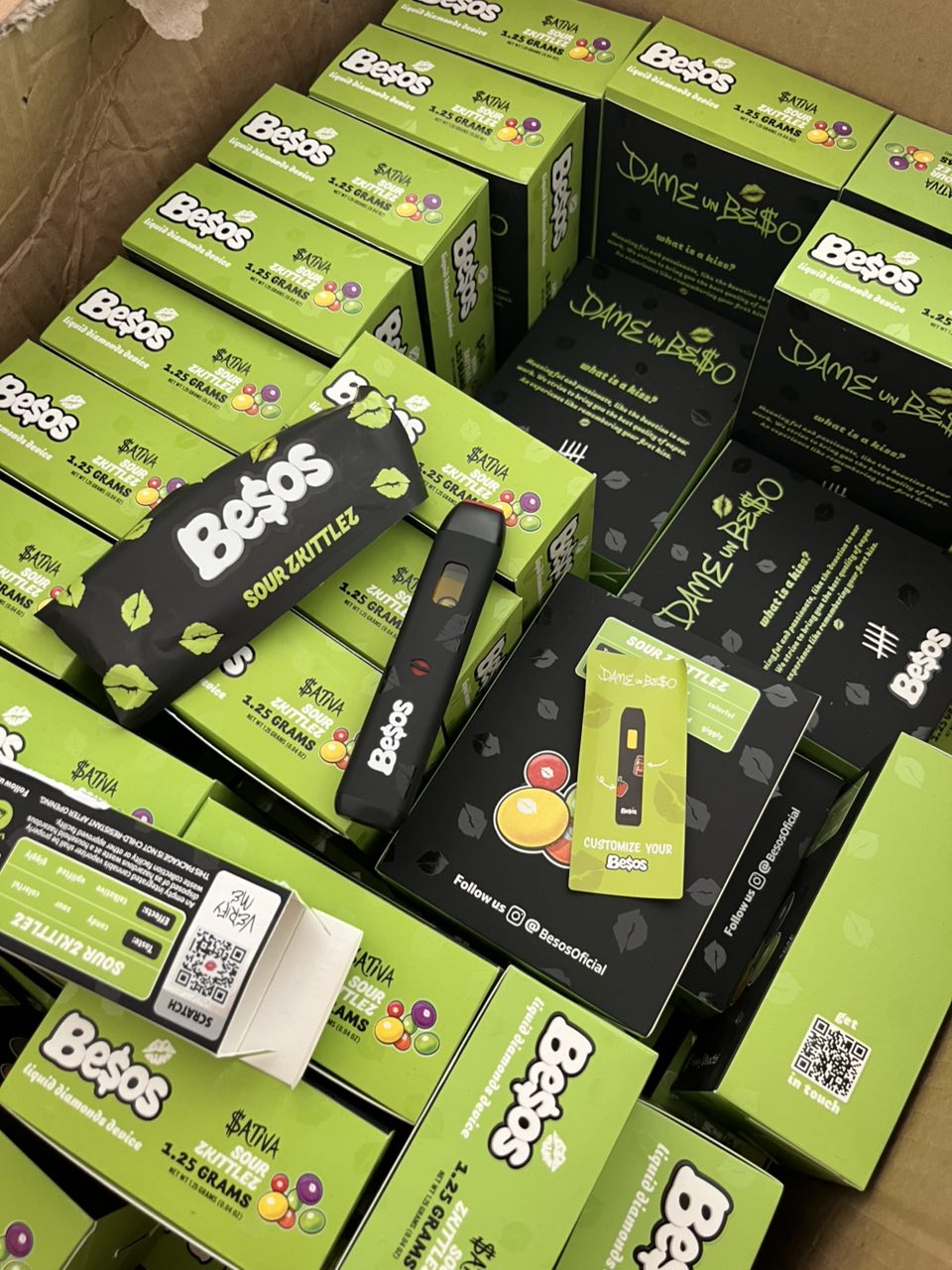 Buy-Besos-Sour-Zkittlez-Disposable-Ireland